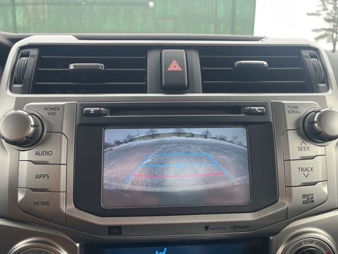 Used 2016 Toyota 4Runner Limited image 14