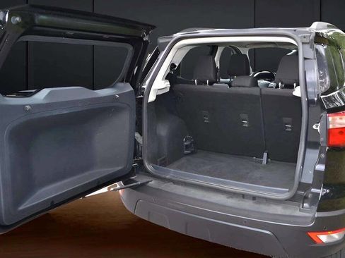 Used 2019 Ford EcoSport SE image 35