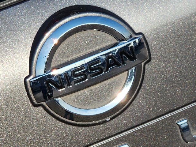 Used 2021 Nissan Rogue S FWD image 12