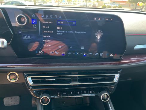 Certified 2024 Chevrolet Traverse RS image 20