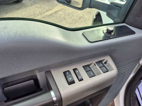 Used 2013 Ford F350 XLT image 12