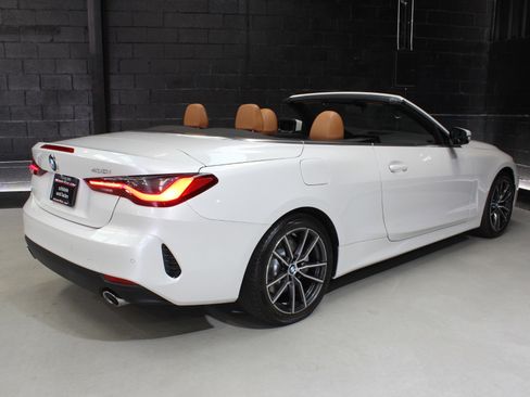 Used 2022 BMW 430i xDrive Convertible w/ Premium Package 2 image 21
