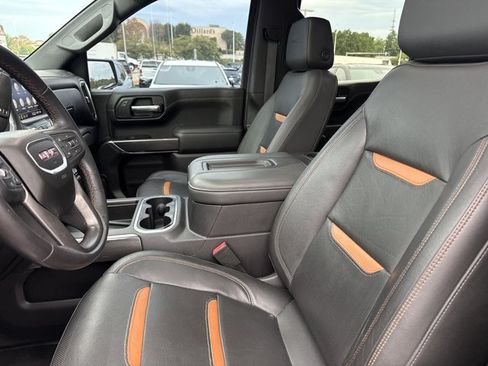 Used 2022 GMC Sierra 1500 AT4 w/ AT4 Premium Package AWD/4WD image 5