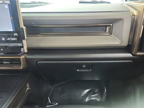 Used 2024 GMC Hummer EV 3X w/ LPO, Illumination Package image 35