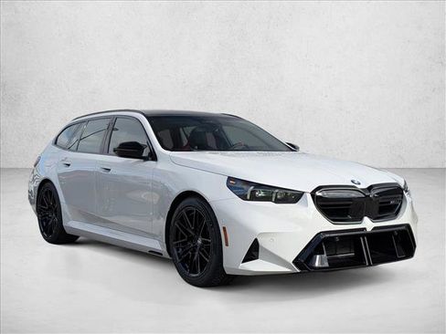 New 2026 BMW M5 Touring image 6