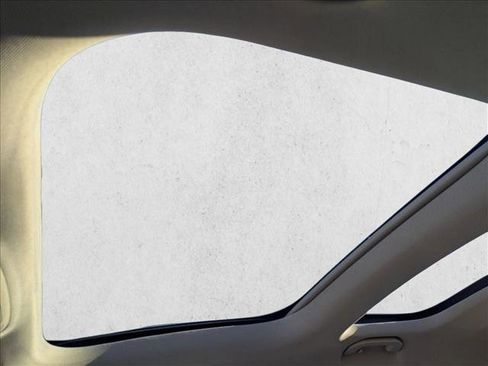 Certified 2025 Mercedes-Benz GLB 250 4MATIC image 16