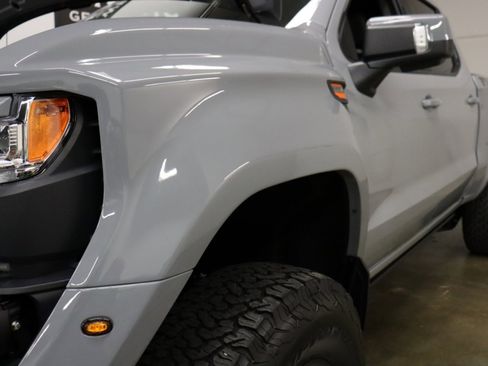 Used 2025 Chevrolet Silverado 1500 LTZ image 25