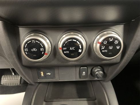 Used 2020 Mitsubishi Outlander Sport ES image 16