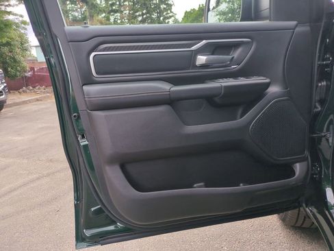 New 2026 RAM 1500 4x4 Crew Cab image 11