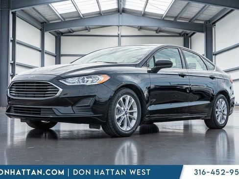 Used 2020 Ford Fusion SE w/ Fleet SE Value Package image 1