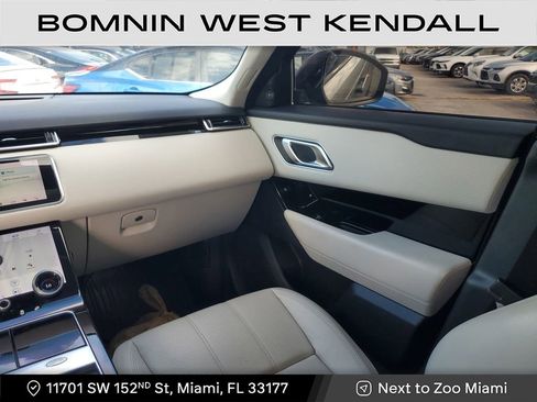 Used 2019 Land Rover Range Rover Velar S image 17