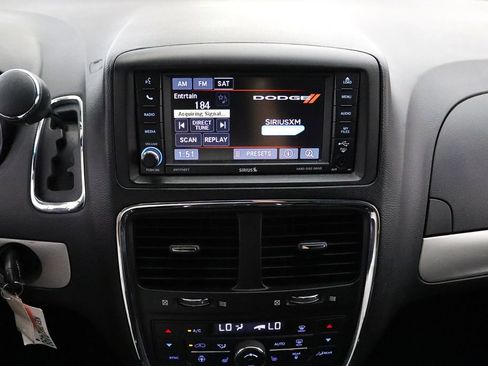 Used 2016 Dodge Grand Caravan R/T w/ Driver Convenience Group FWD image 22