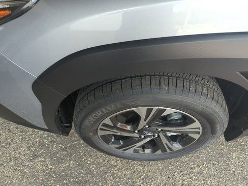 Used 2025 Subaru Crosstrek 2.0i Premium image 34