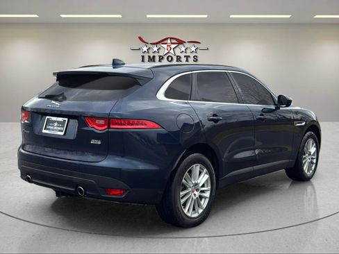 Used 2017 Jaguar F-PACE Prestige image 5