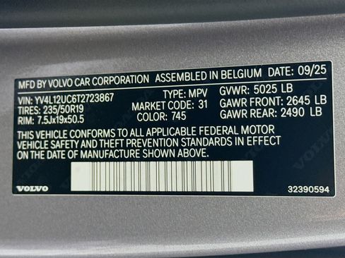 Used 2026 Volvo XC40 B5 Plus AWD/4WD image 40