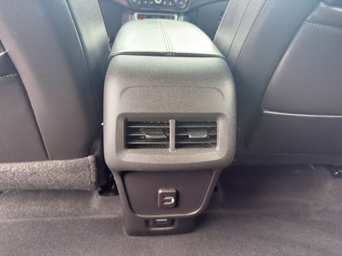 Certified 2022 GMC Terrain SLT AWD/4WD image 32