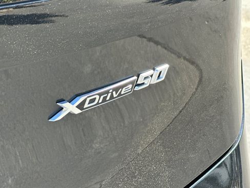 Used 2024 BMW iX xDrive50 w/ Sport Package AWD/4WD image 40