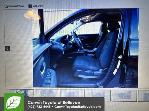 Used 2023 Honda HR-V LX image 9