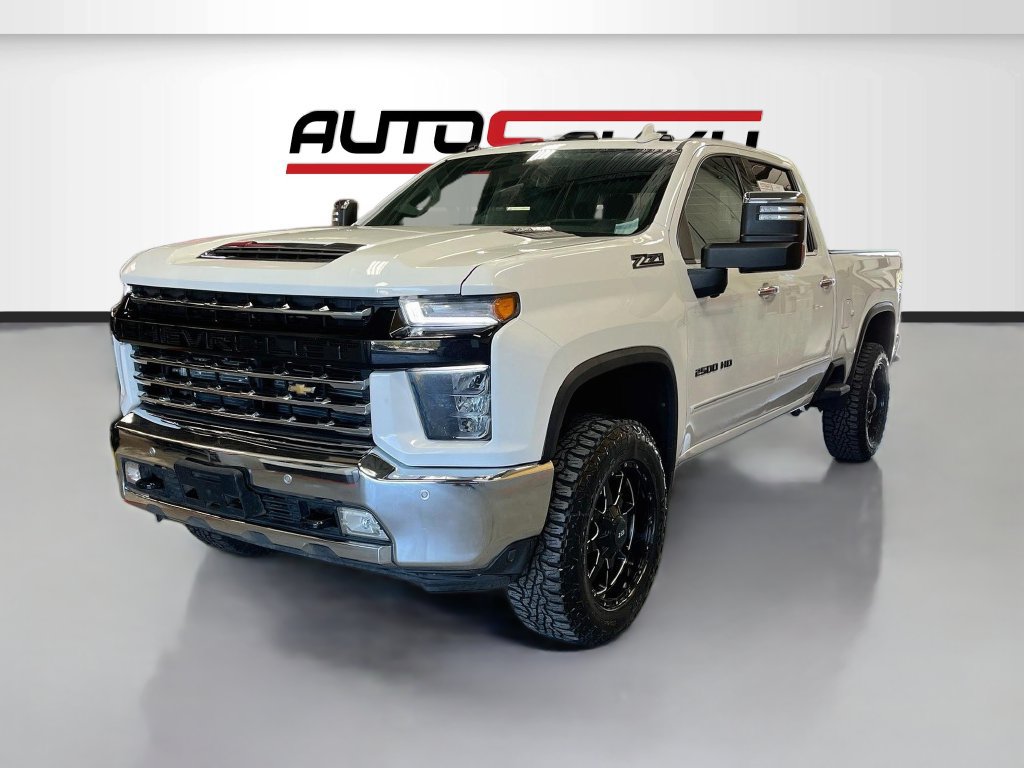 Used 2022 Chevrolet Silverado 2500 LTZ w/ LTZ Premium Package AWD/4WD image 3