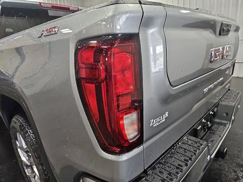 New 2026 GMC Sierra 1500 SLE AWD/4WD image 34