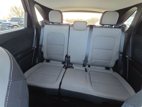 Used 2022 Ford Escape SE image 22