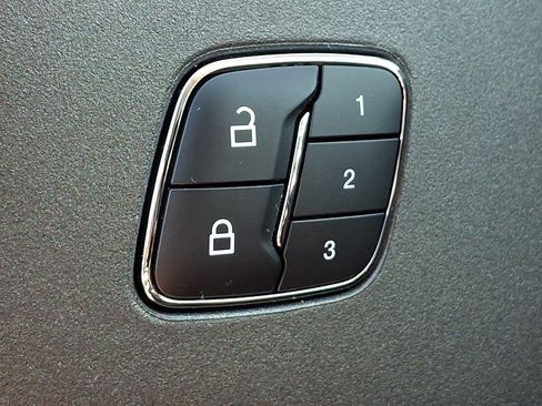 Used 2025 Ford Bronco Sport Outer Banks w/ Outer Banks Tech Package+ AWD/4WD image 25
