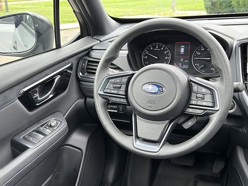 Used 2025 Subaru Forester Limited AWD/4WD image 24