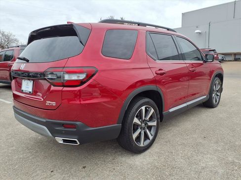 Certified 2023 Honda Pilot Elite image 26