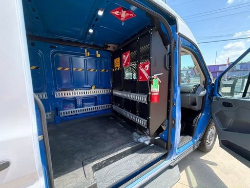 Used 2018 Ford Transit 250 148 Medium Roof RWD image 26