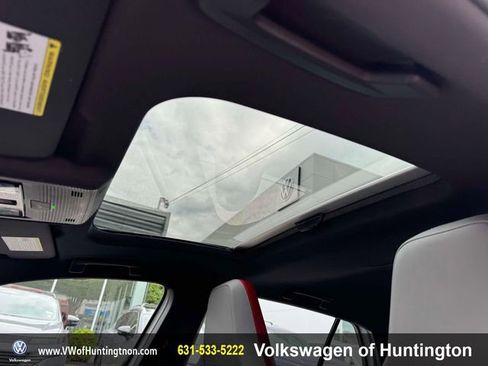 Used 2025 Volkswagen GTI Autobahn FWD image 19