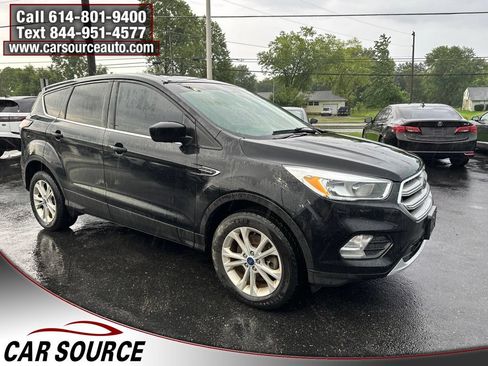 Used 2017 Ford Escape SE AWD/4WD image 11