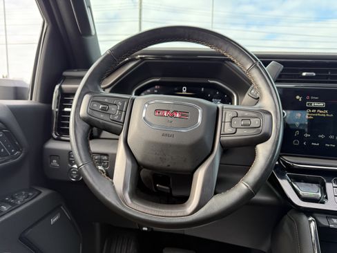 Used 2024 GMC Sierra 2500 AT4 w/ AT4 Premium Plus Package image 16