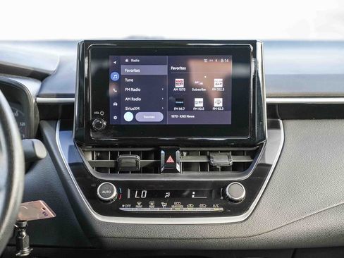 Used 2023 Toyota Corolla LE image 15