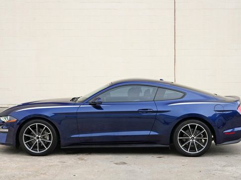 Used 2018 Ford Mustang Premium w/ Equipment Group 201A RWD image 37