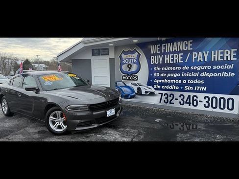 Used 2020 Dodge Charger SXT image 1