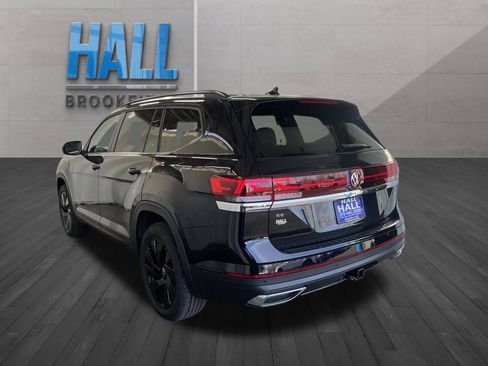 New 2026 Volkswagen Atlas SE image 3