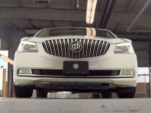 Used 2014 Buick LaCrosse Leather w/ Driver Confidence Package FWD image 3
