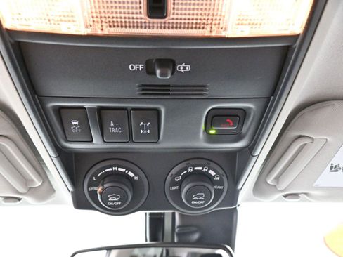 Used 2024 Toyota 4Runner TRD Off-Road image 30