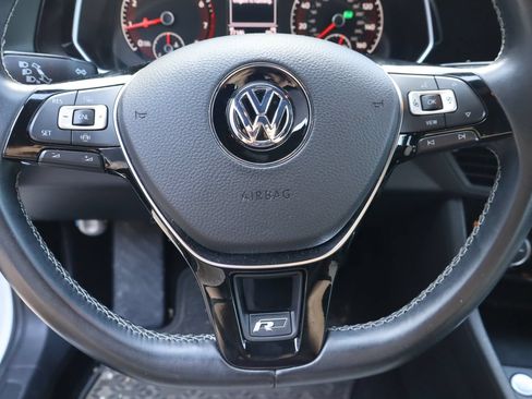Used 2020 Volkswagen Jetta R-Line FWD image 11