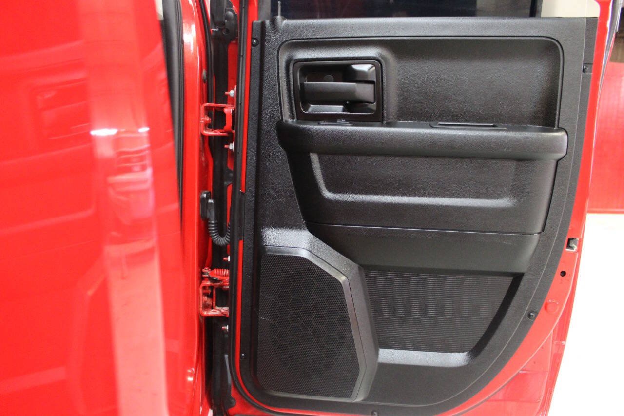 Used 2020 RAM 1500 Tradesman w/ Tradesman SXT Package RWD image 12