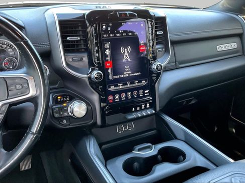Used 2021 RAM 1500 Laramie w/ Sport Appearance Package AWD/4WD image 7