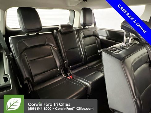 Used 2025 Lincoln Navigator L Reserve image 17