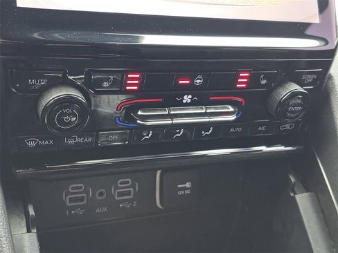 Used 2023 Jeep Grand Cherokee L Limited image 21