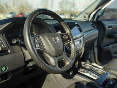 Used 2019 Honda Pilot Touring image 29