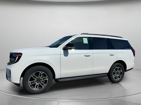 New 2025 Ford Expedition Active image 13