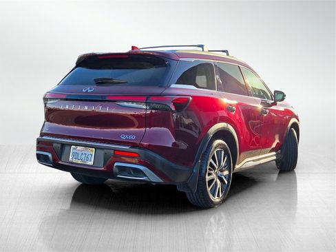 Used 2023 INFINITI QX60 Sensory w/ Cargo Package image 4