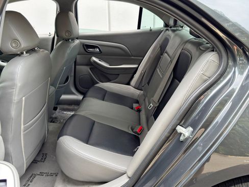 Used 2015 Chevrolet Malibu LS FWD image 33