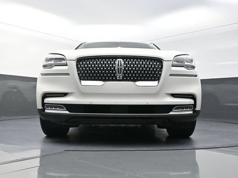 Used 2020 Lincoln Aviator Reserve w/ Equipment Group 202A AWD/4WD image 29