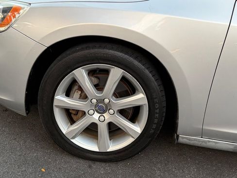 Used 2016 Volvo S60 T5 Premier w/ Climate Package image 12