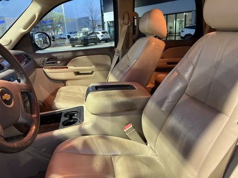 Used 2012 Chevrolet Tahoe LT image 7